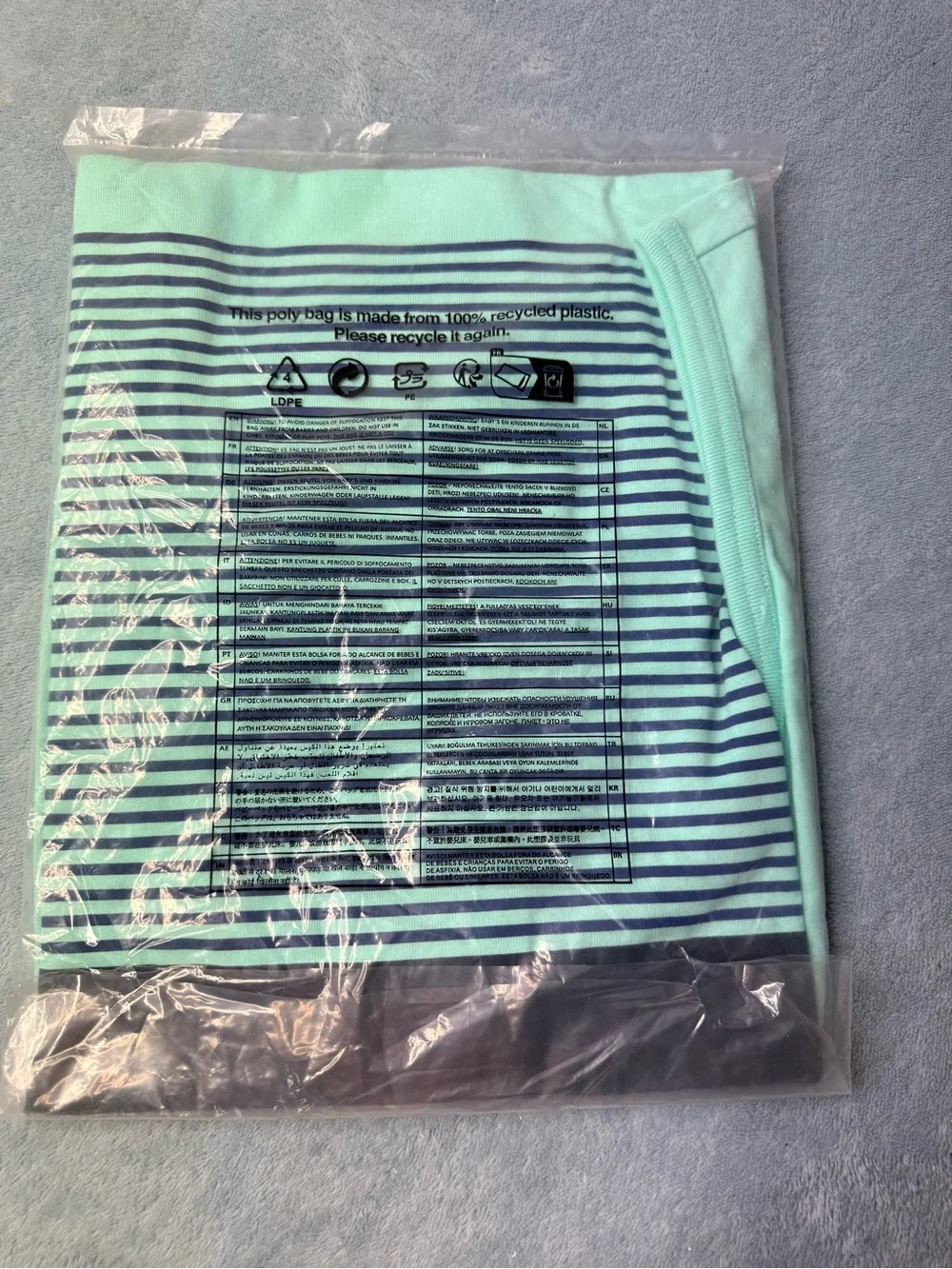 Quiksilver Men’s Mint Green Swim Rash Guard with Navy & Red Stripes